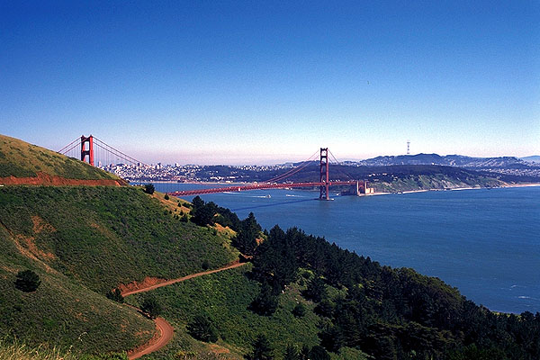 The Golden Gate Bridge<br>San Francisco, California: San Francisco, California, United States of America
: Engineering Feats; City Scenes.